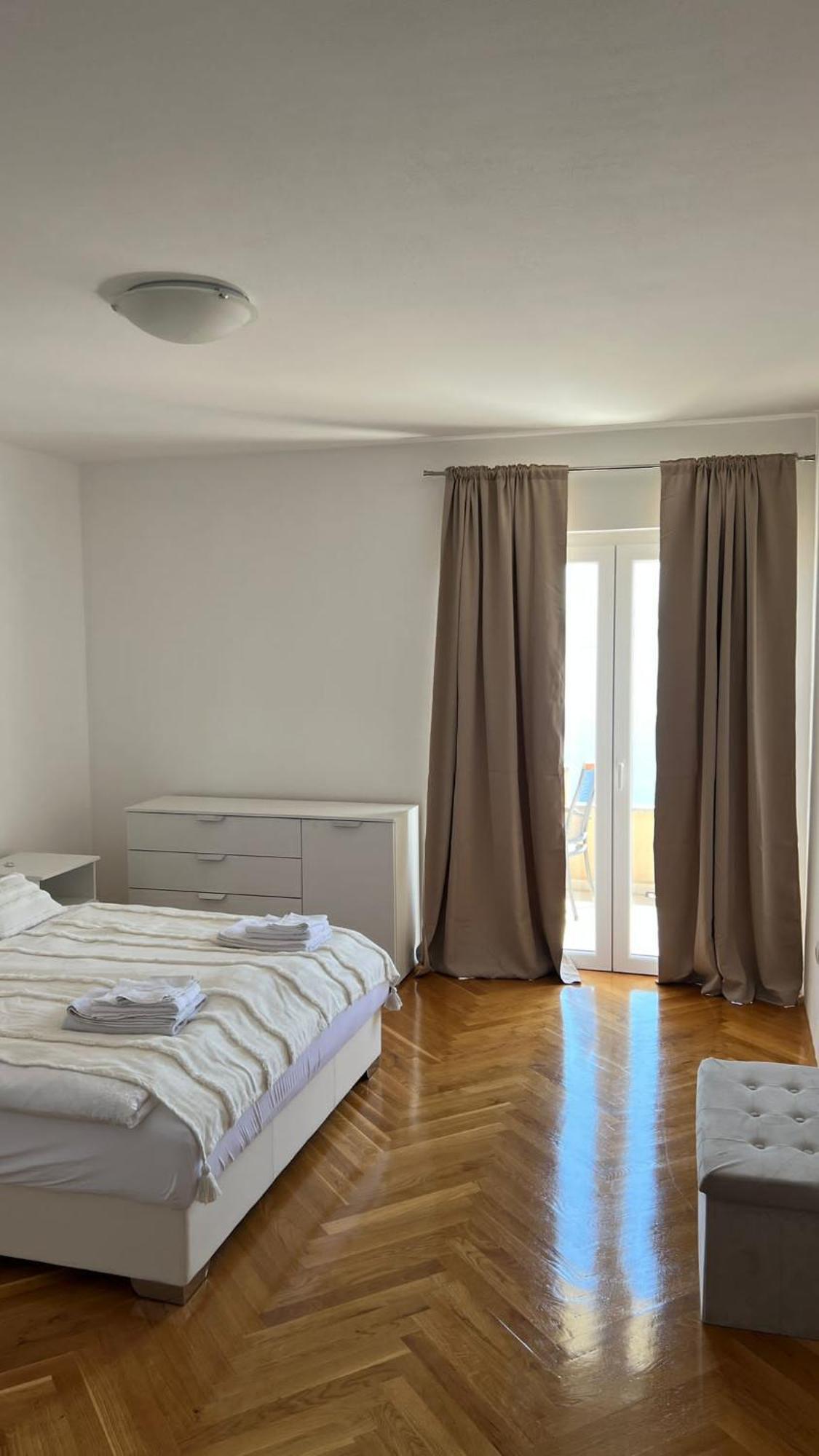 Panorama Apartment Jakov Omis Bagian luar foto